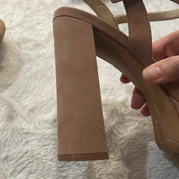 Vince Camuto Blush Tan Platform Sandals - Picture 4 of 16